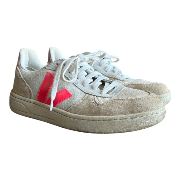 Veja V-10 Lace-Up Beige Neon Pink leather suede Women's Sneakers Sz 8 - Picture 3 of 8